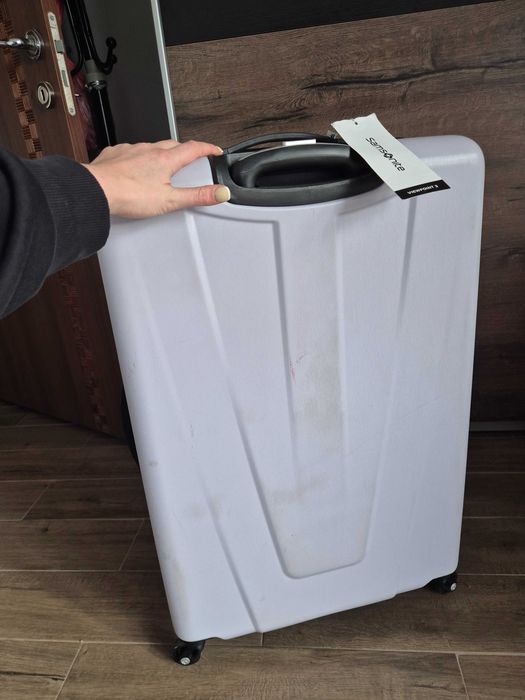 Samsonite куфари с размери 74х47х32 см