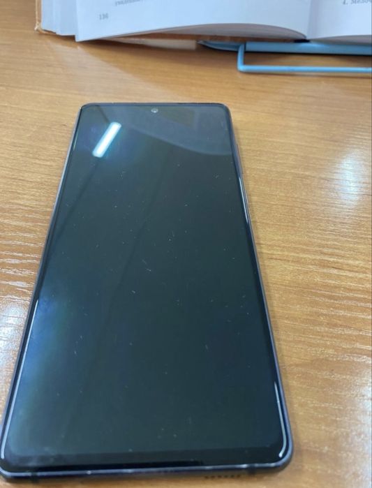 Samsung S20 FE 6/128гб не вскрывался