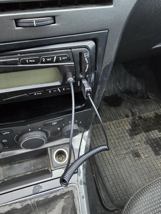 Bloototh auxiliar bmw e60 e61  e90 e91