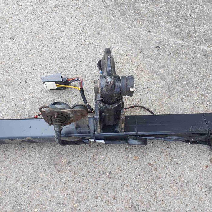 Теглич за C-класа