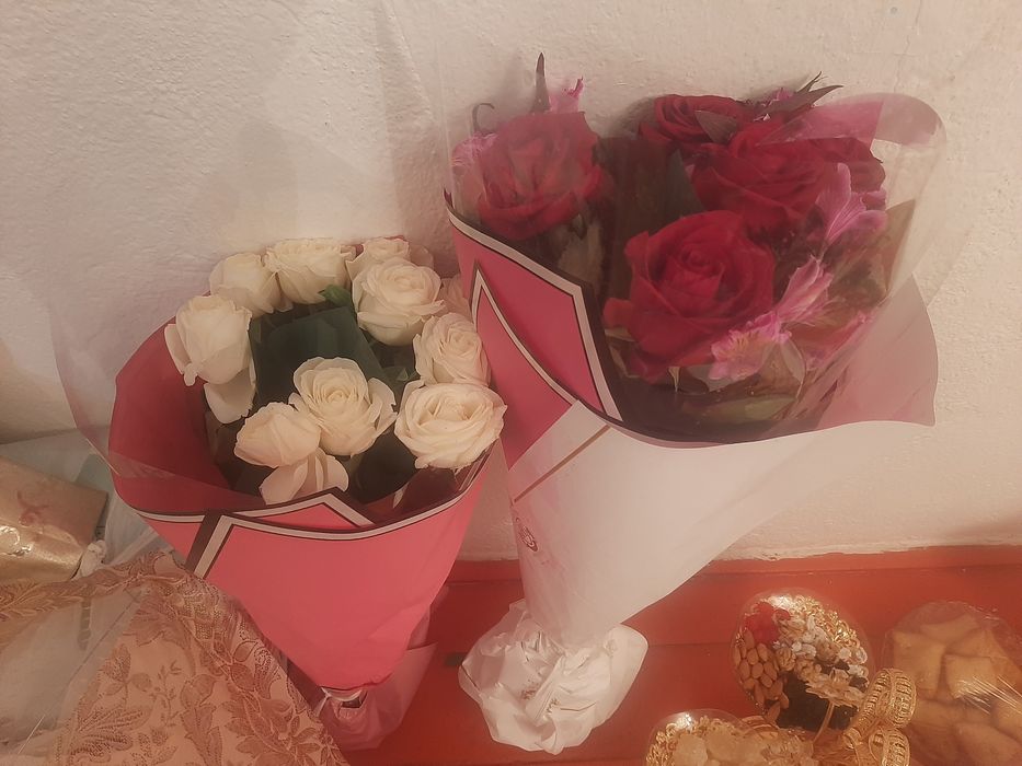 Арзан бағада букеттер бар