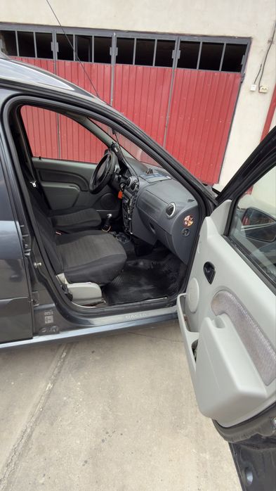 Dacia Logan MCV 1.6 MPI 2007