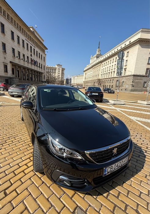 Peugeot 308 Черен цвят