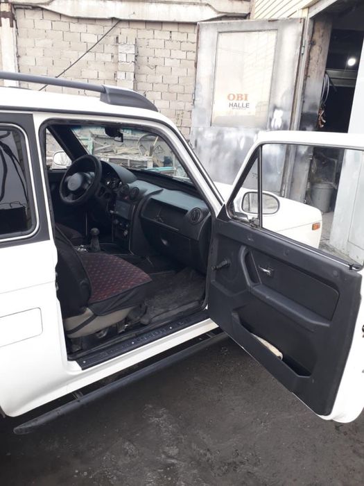 Лада нива 2121.   Т