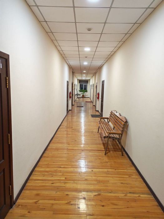 Второй офис в аренду 30 м², Саракулька С мебелью Кремовый