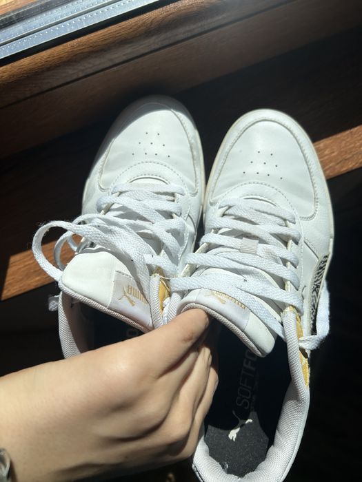 Adidasi de firma Puma