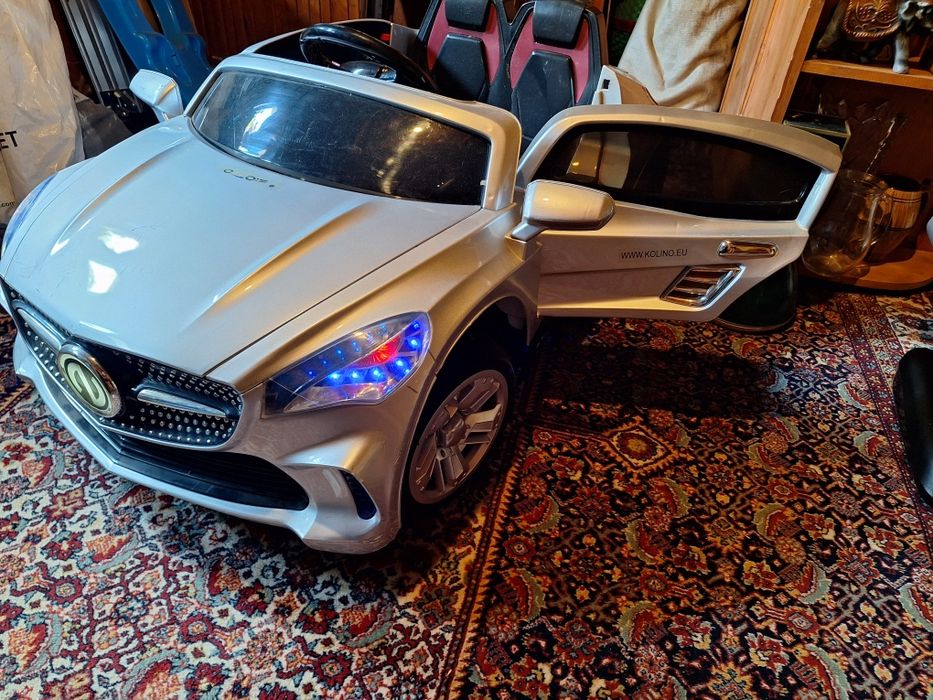 Електрическа кола