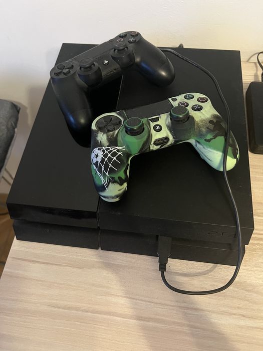 Playstation 4  500 г + 7 игри