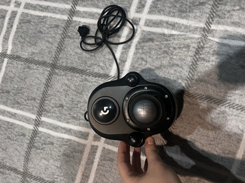 Пълен комплект Logitech G29/+ Driving Force Shifter – Като нов!