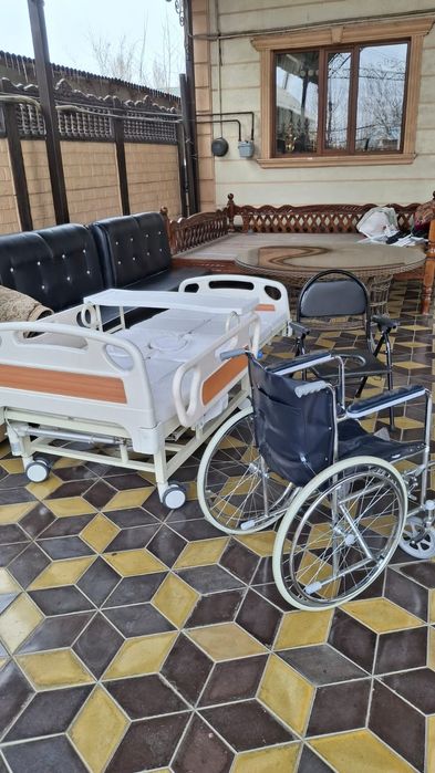 Продам кровать коляску все оборудывание