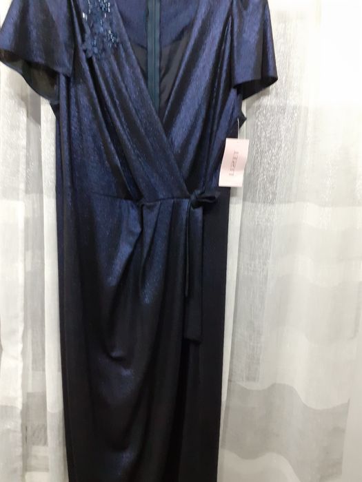 Rochie de seara lunga.