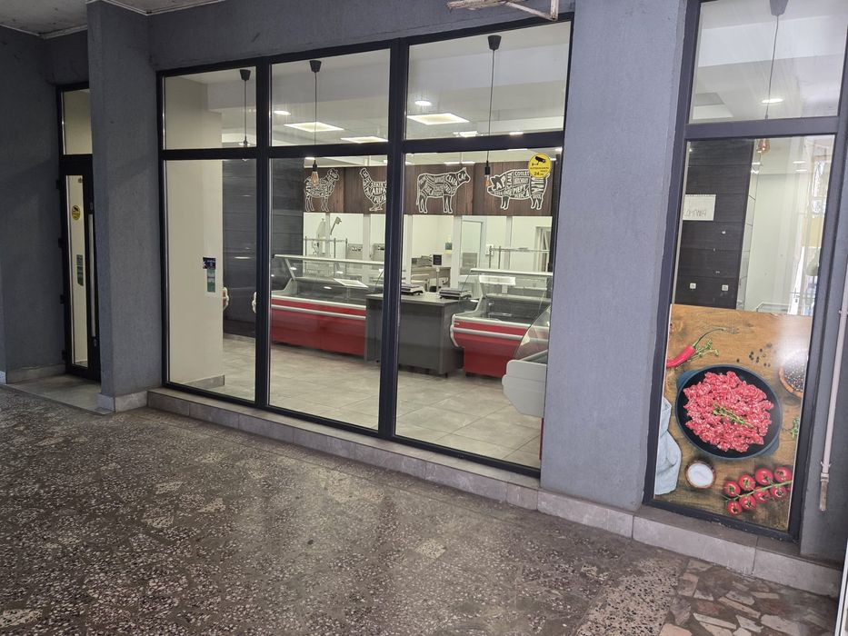 Vând/închiriez spațiu comercial