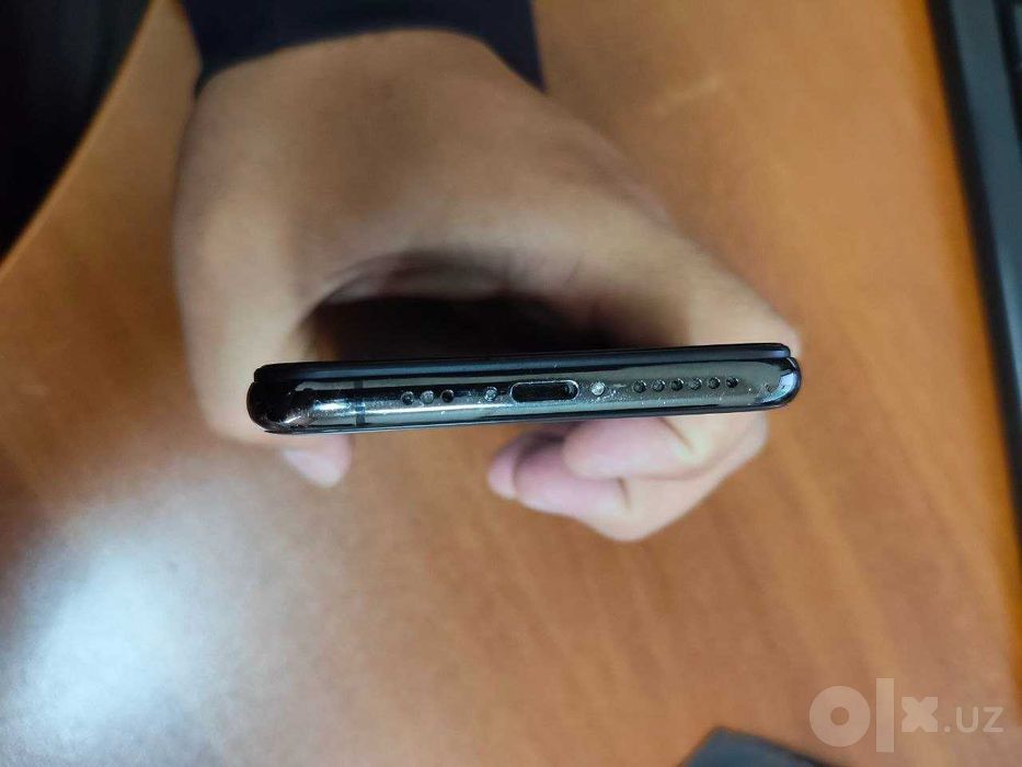 Продам Apple iPhone X 256 gb