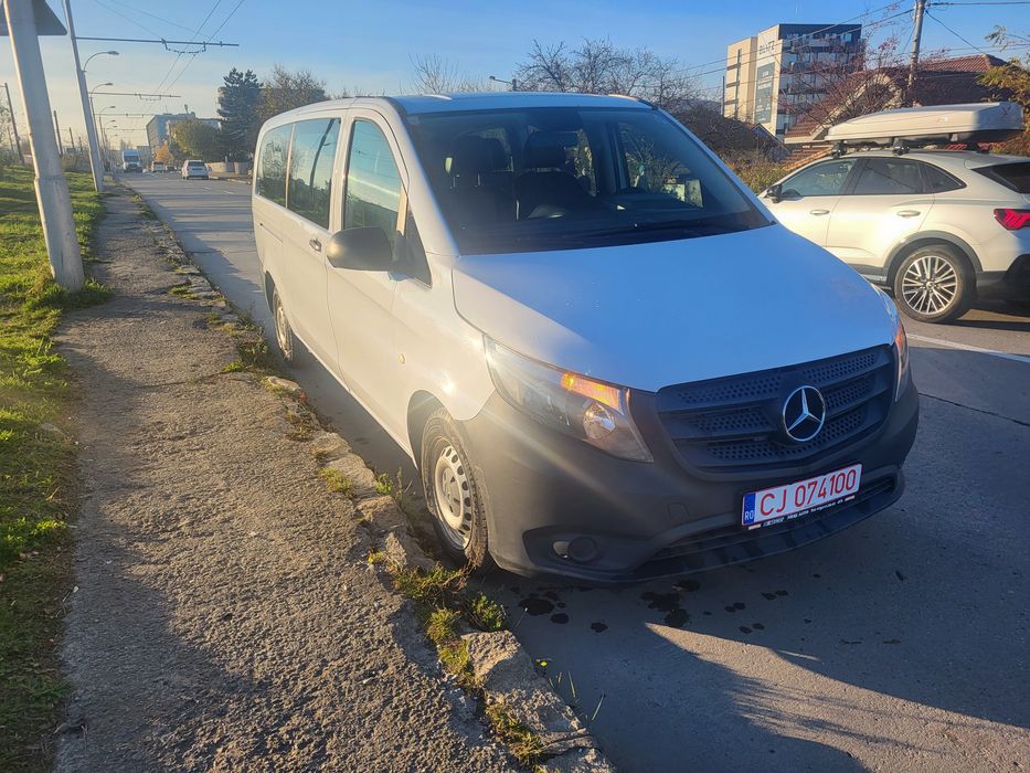 Mercedes Benz Vito Long  8+1