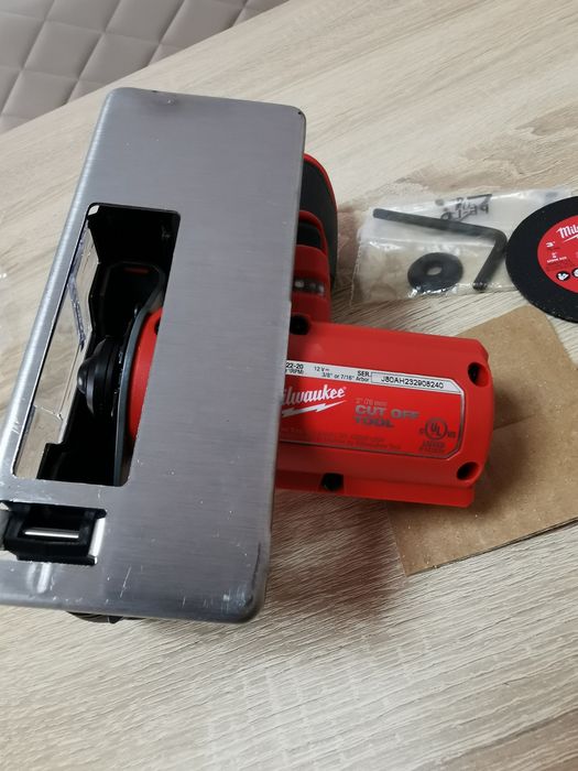 Flex m12  milwaukee destinat pietei de America