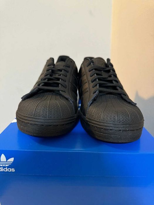 Мъжки маратонки ADIDAS SUPERSTAR ALL BLACK  Оригинални  EU40 -46 2/3