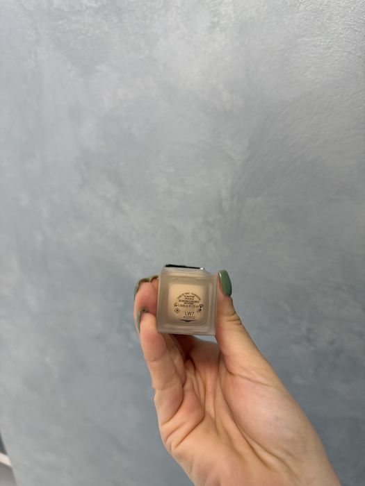 Yves Saint Laurent All Hours Fond De ten