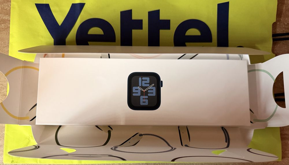 Apple Watch SE GEN 2 v3 [2024] 40mm GPS - НОВ ГАРАНЦИЯ