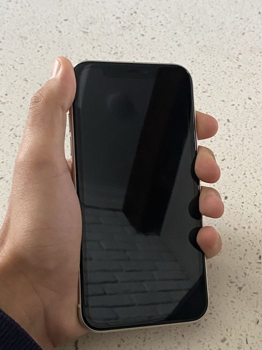IPhone 11 64gb белый