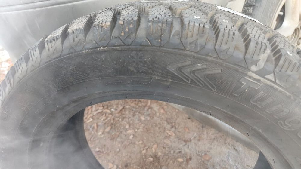 Продам зимнюю резину