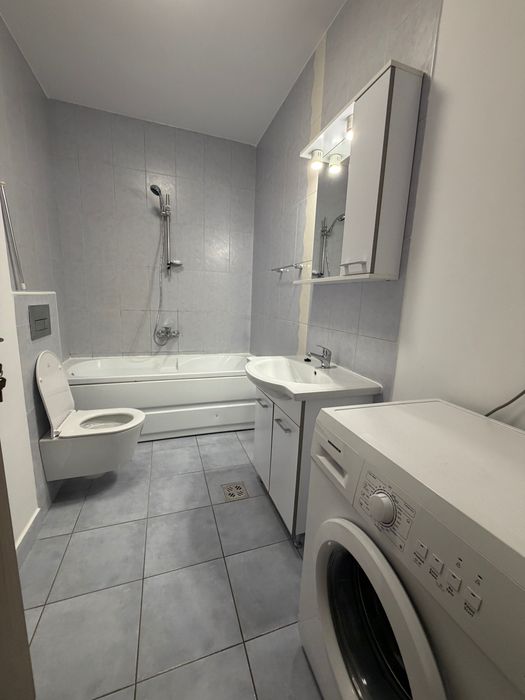 Apartament 3 camere în centru