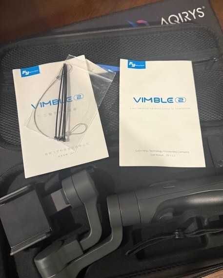 Gimbal FeiyuTech Vimble 2 pentru telefon – husă inclusă