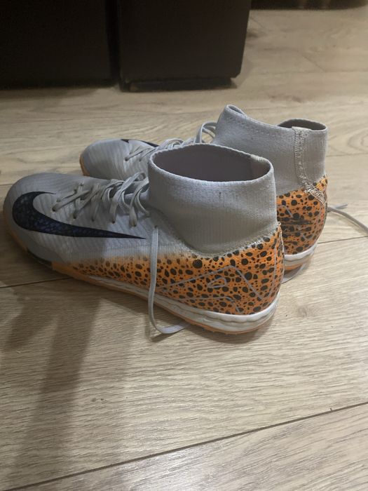 Сороконожки Nike mercurial
