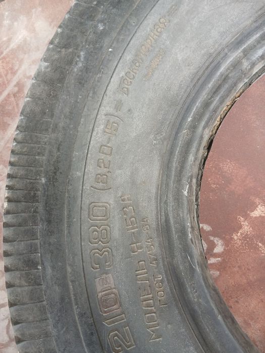 Шина Чайка газ13 и газ  14 новый. ЗИЛ 111