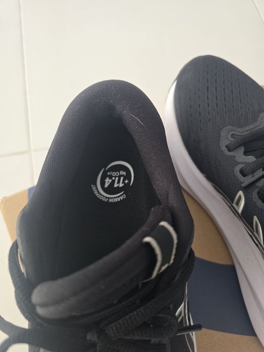 Маратонки за бягане  asics