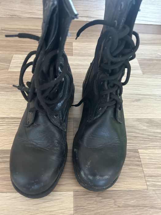 Ботинки с высоким берцем