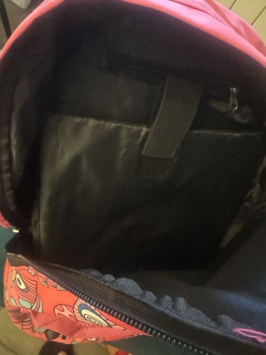 Ghiozdan pentru scoala roz