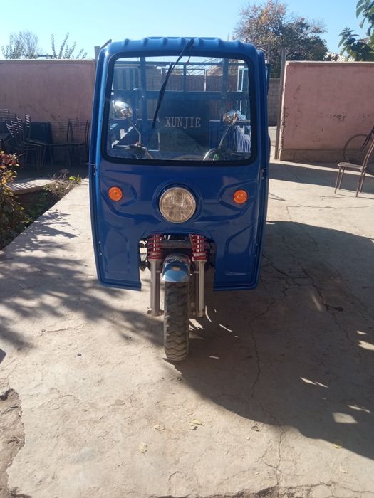 Kabinalar bor sotiladi