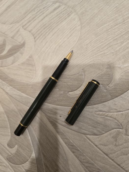 Ручка Parker Rialto Golden