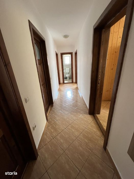 INCHIRIEZ apartament 3 camere decomandat, zona Turnisor