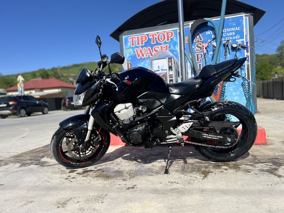 Kawasaki Z750 A2