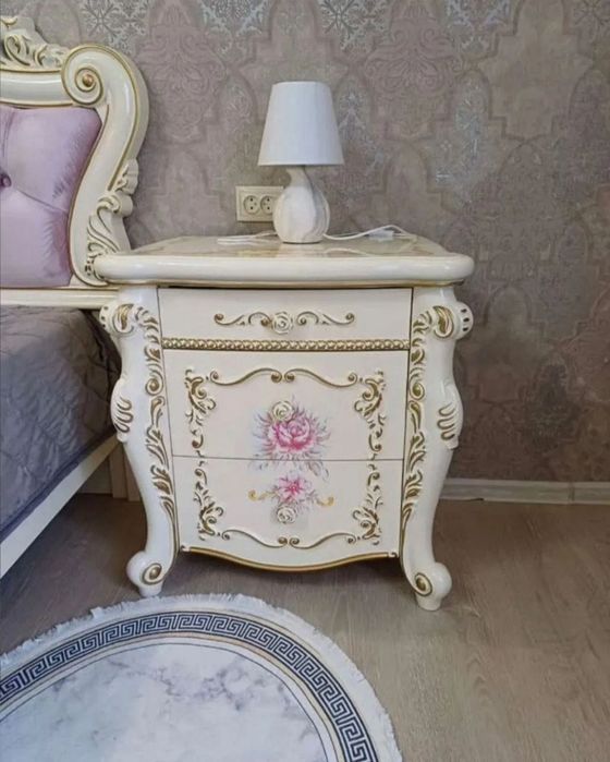 Продам спальный гарнитур