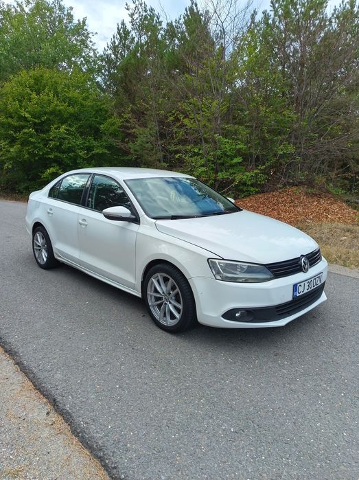 Vând vw jetta 1.2 tsi