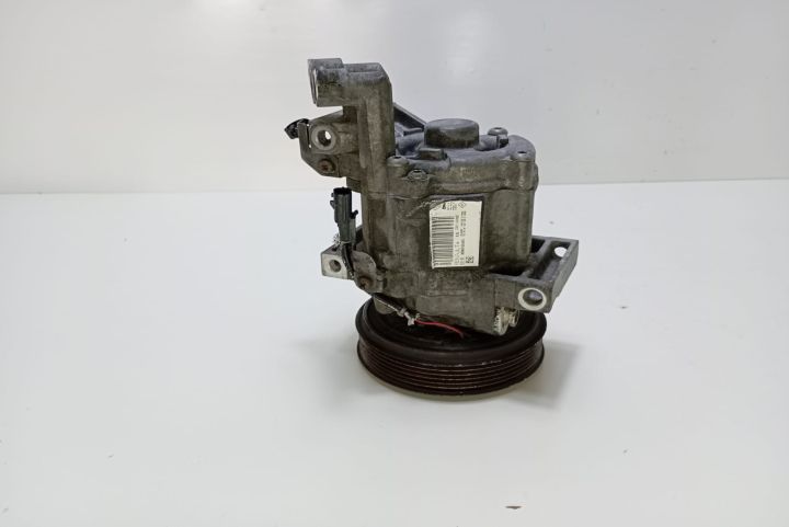 Compresor AC 926009154R Renault Fluence prima generatie (facelift) se