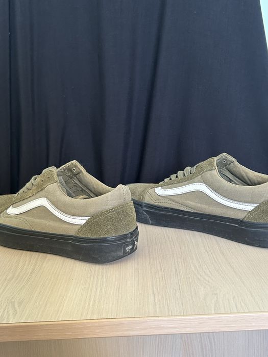 Adidasi Vans kaki