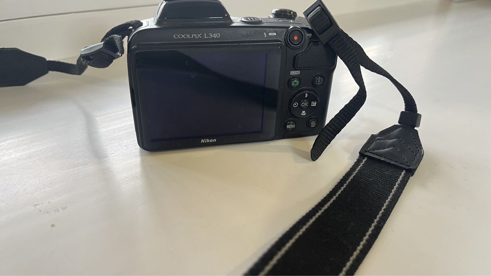 Nikon COOLPIX L340 — 20.2 Мп, 28× Zoom