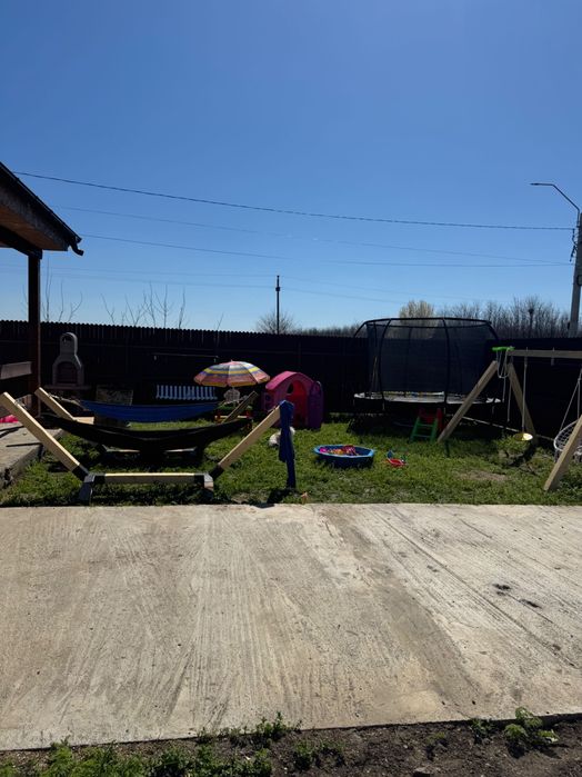 Casă de vânzare Cazasu