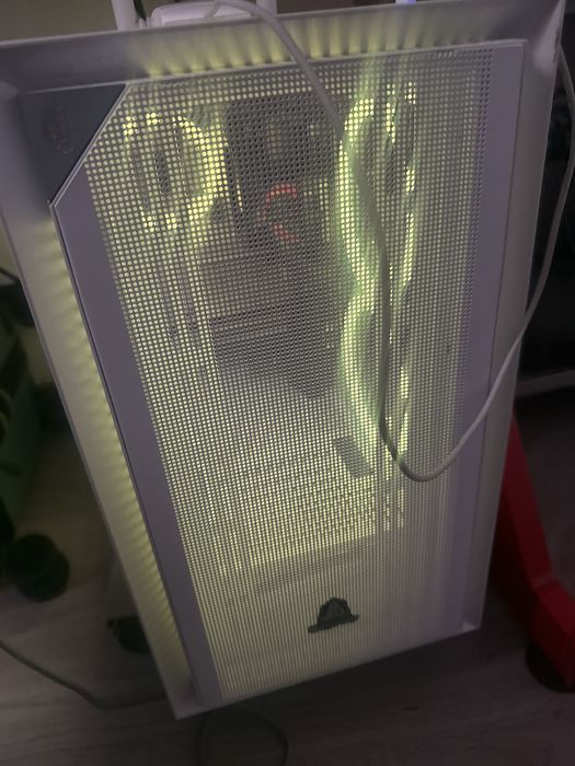 Vand setup PC Gaming  medium specs + 2 monitoare