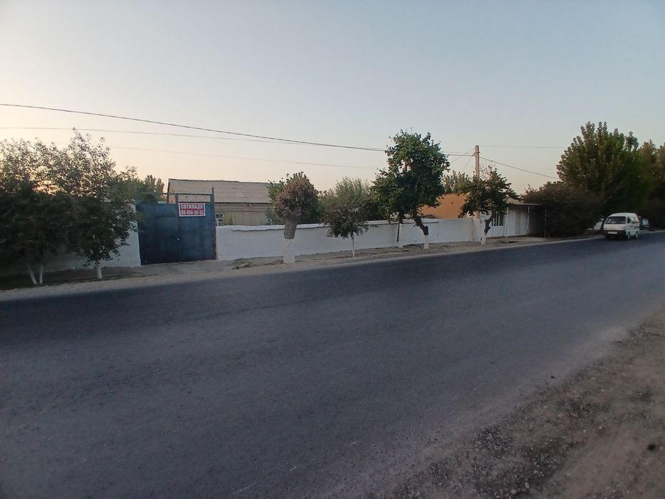 Ховли нарпай центрда  навоида 10.3 sutik