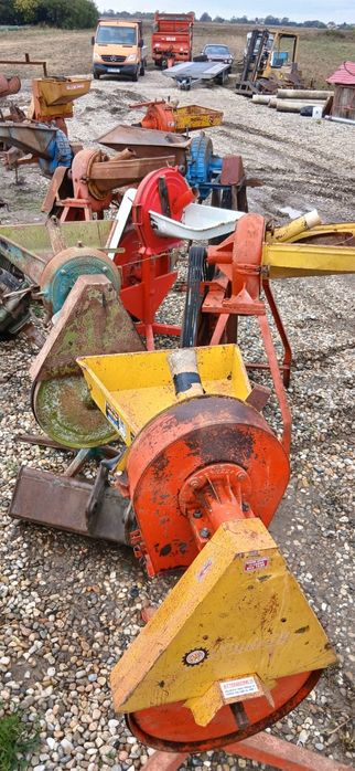 Moara pentru tractor