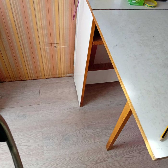 Сгъваема маса от соца