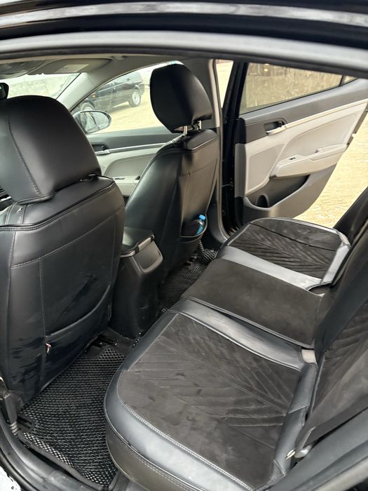 Продам автомобиль Hyundai Elantra