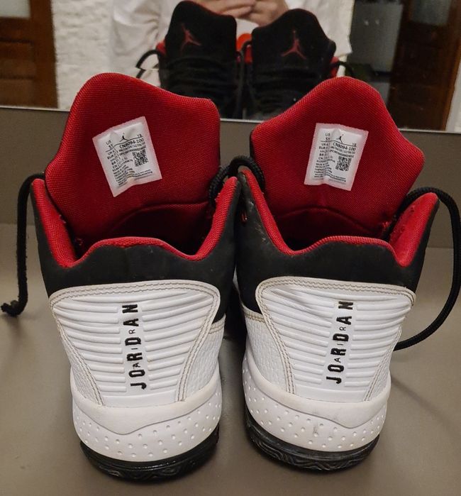 Nike Air Jordan Max Aura 2