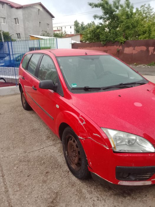 Ford focus 2 super preț