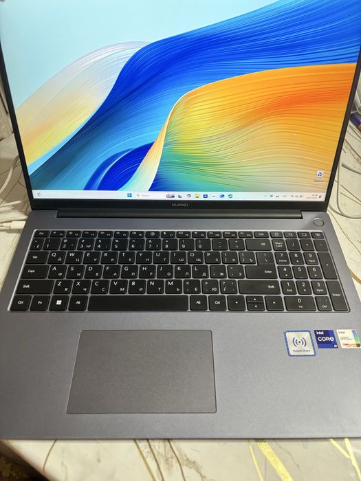 Продам ноутбук huawei matebook d16