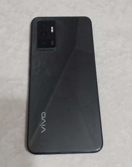 Продам телефон VIVO V23e